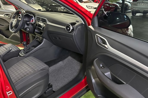 Used 2024 MG ZS Style MT