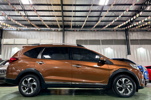 Old 2017 Honda BR-V 1.5L V AT