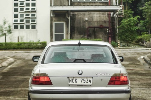 Second hand 2001 BMW 7 Series Sedan 730Li Pure Excellence 