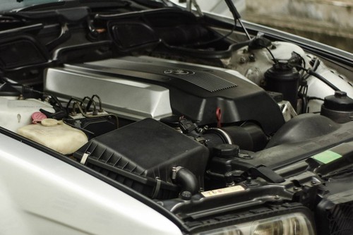 2nd Hand 2001 BMW 7 Series Sedan 730Li Pure Excellence