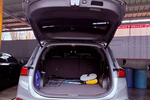 Old 2019 Hyundai Santa Fe 2.2L GLS AT