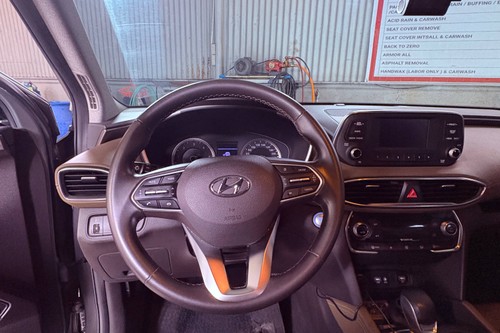 Second hand 2019 Hyundai Santa Fe 2.2L GLS AT 