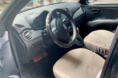 Second hand 2012 Hyundai i10 1.1 GLS AT 