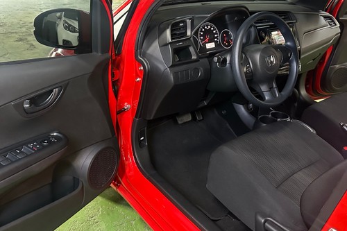 Used 2023 Honda Brio V CVT