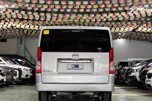 Second hand 2020 Toyota Hiace 3.0 GL Grandia MT 