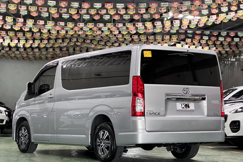 Used 2020 Toyota Hiace 3.0 GL Grandia MT