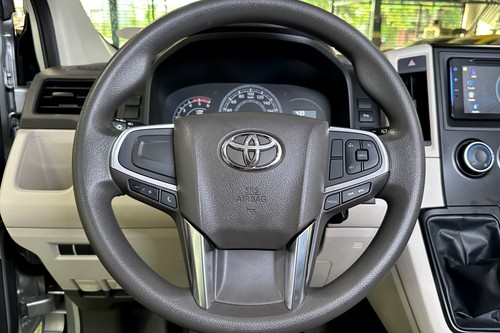 Used 2020 Toyota Hiace 3.0 GL Grandia MT