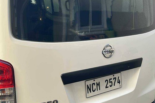 Old 2017 Nissan NV350 Urvan Standard 15-Seater