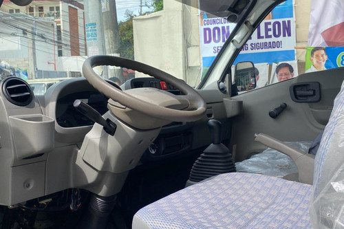 Second hand 2023 Isuzu Traviz L 