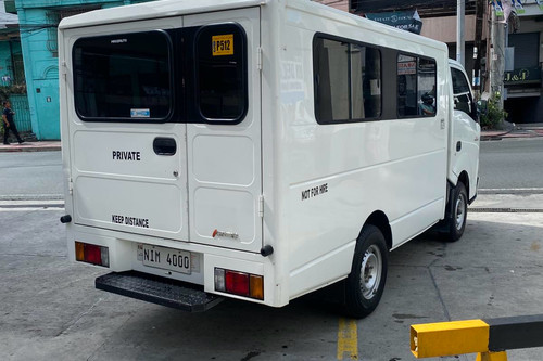 Used 2023 Isuzu Traviz L