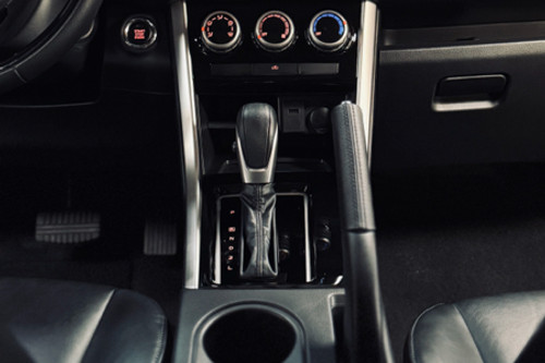 Used 2024 Nissan Livina VL AT