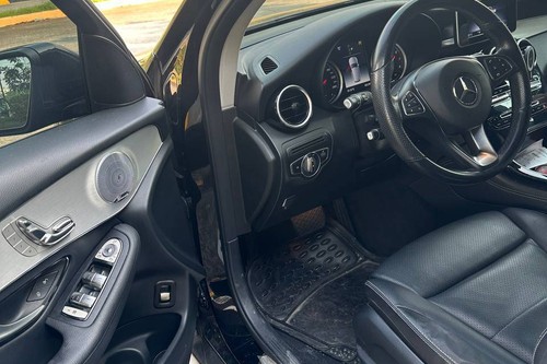 Second hand 2018 Mercedes-Benz GLC-Class 200 4Matic 