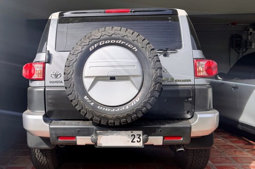 Second hand 2020 Toyota FJ Cruiser 4.0L V6 