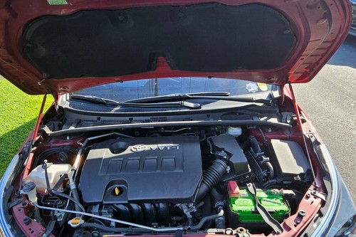 Old 2014 Toyota Corolla Altis 1.6 V AT