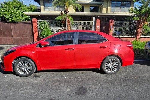 Used 2014 Toyota Corolla Altis 1.6 V AT