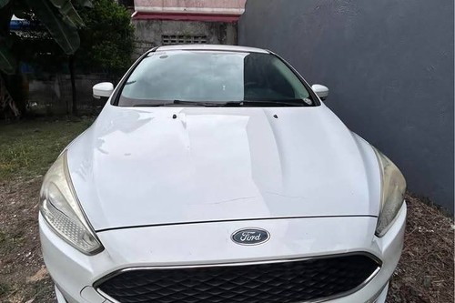 Second hand 2016 Ford Focus Hatchback 1.6L Ambiente AT 