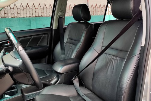 Used 2015 Toyota Fortuner Dsl AT 4x2 2.5 V