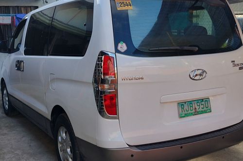 2nd Hand 2009 Hyundai Starex 2.5L GRX AT