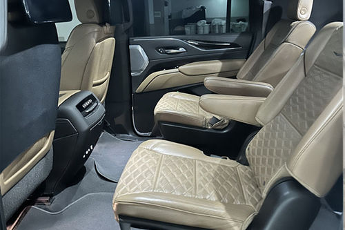 Second hand 2022 Cadillac Escalade ESV Platinum 