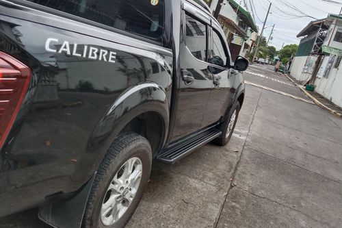 Used 2022 Nissan Navara 2.5L VE Calibre MT 4x2