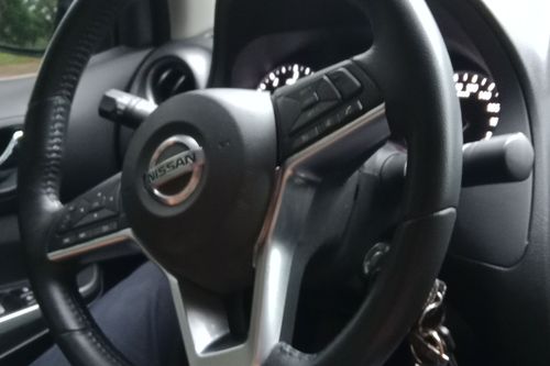 Old 2022 Nissan Navara 2.5L VE Calibre MT 4x2