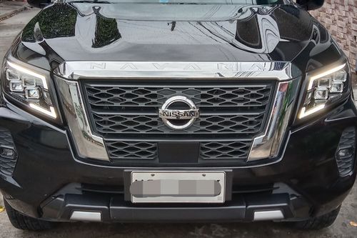Used 2022 Nissan Navara 2.5L VE Calibre MT 4x2