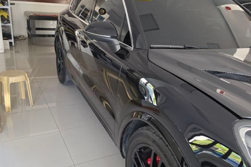 Second hand 2021 Porsche Cayenne 3.0L SUV 