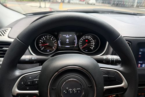 Second hand 2020 Jeep Compass Longitude 4x2 