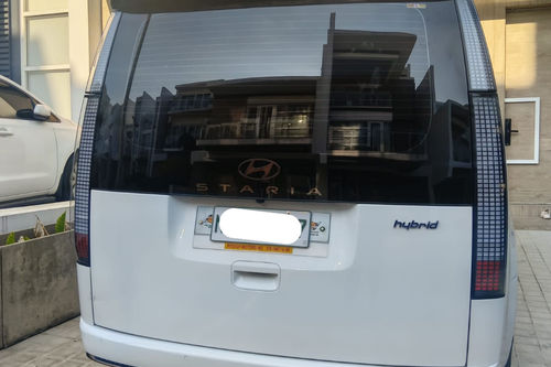 Old 2025 Hyundai Staria 2.2 CRDi Premium+ 8AT AWD 7-seater
