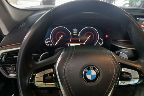 Used 2020 BMW 5 Series Sedan 530i