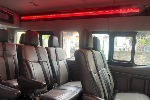 Old 2018 Nissan NV350 Urvan Premium A/T 15-Seater