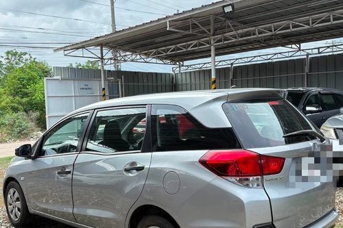 Old 2016 Honda Mobilio 1.5 E MT