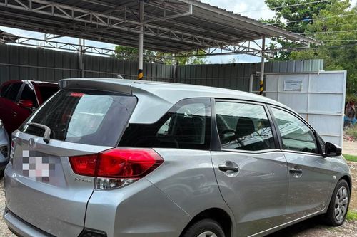 2nd Hand 2016 Honda Mobilio 1.5 E MT
