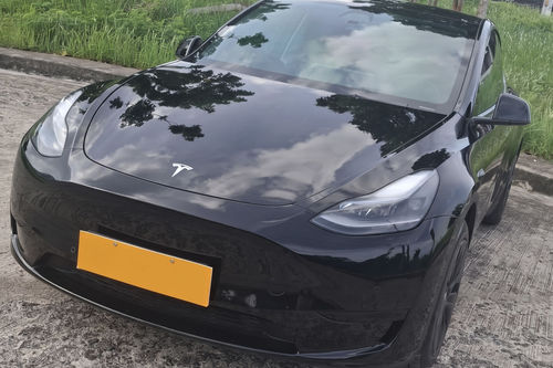 Old 2024 Tesla Model Y Rear Wheel Drive