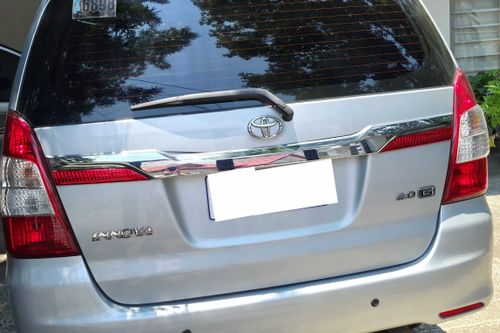 2nd Hand 2015 Toyota Innova 2.0L M/T GAS AUV