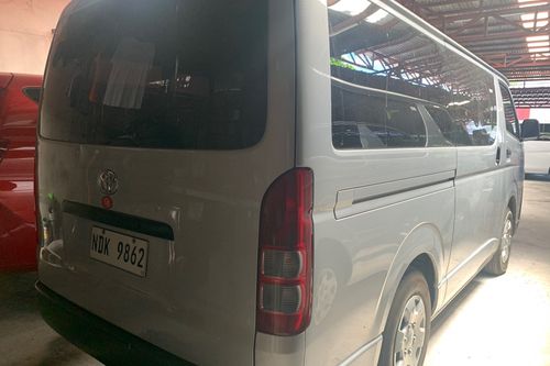 Old 2019 Toyota Hiace Commuter 3.0 M/T