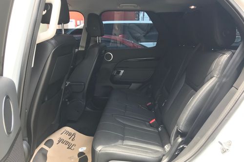 Second hand 2019 Land Rover Discovery SE 3.0 Diesel 