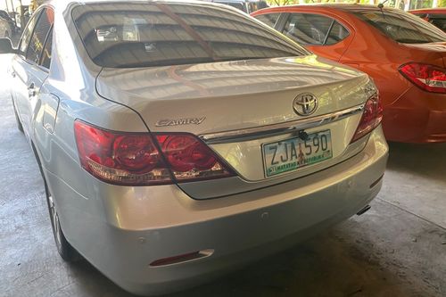 2nd Hand 2009 Toyota Camry 2.4 V AT
