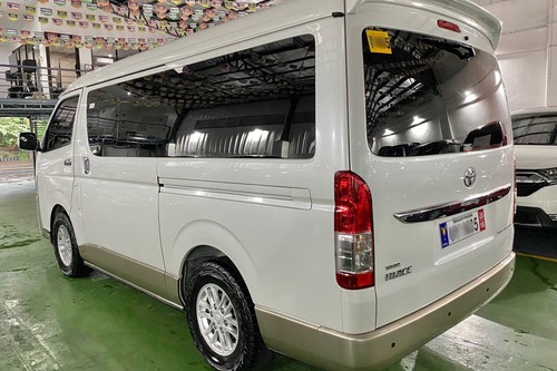 Used 2017 Toyota Hiace 3.0 Super Grandia AT