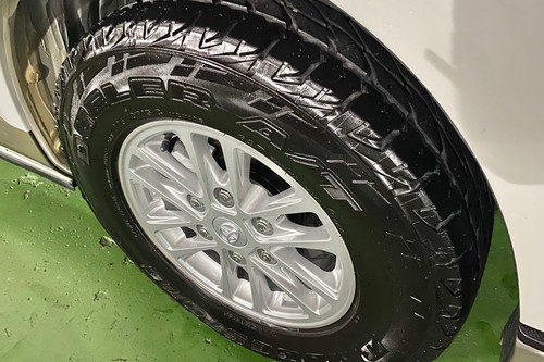 Used 2017 Toyota Hiace 3.0 Super Grandia AT