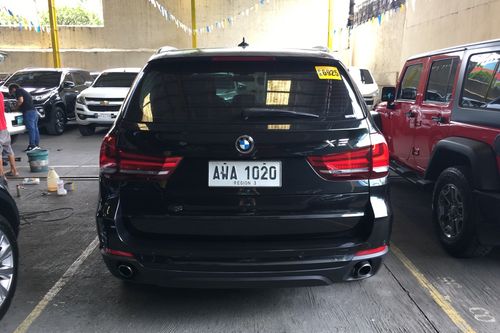 Old 2015 BMW X5 xDrive30d