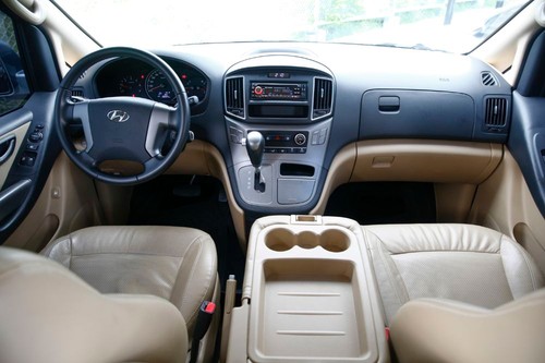 Used 2017 Hyundai Grand Starex 2.5L CRDI AT PLATINUM