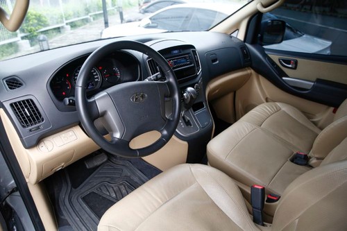 Used 2017 Hyundai Grand Starex 2.5L CRDI AT PLATINUM