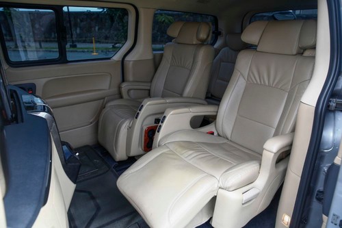 Used 2017 Hyundai Grand Starex 2.5L CRDI AT PLATINUM