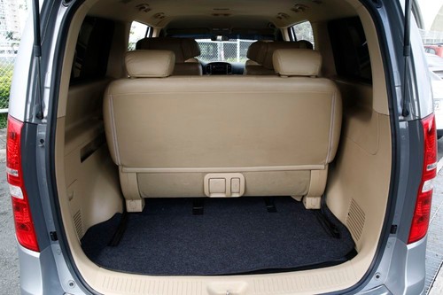 Used 2017 Hyundai Grand Starex 2.5L CRDI AT PLATINUM