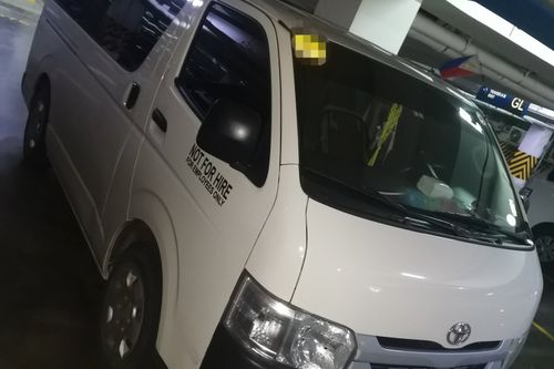 Second hand 2019 Toyota Hiace 3.0L Commuter MT 
