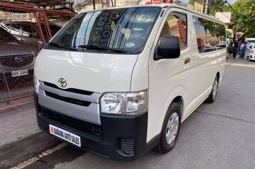 Second hand 2016 Toyota Hiace 2.5L Commuter MT 