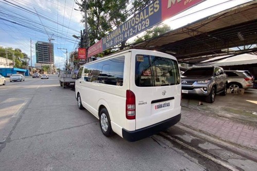 Used 2016 Toyota Hiace 2.5L Commuter MT