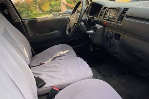 Used 2016 Toyota Hiace 2.5L Commuter MT