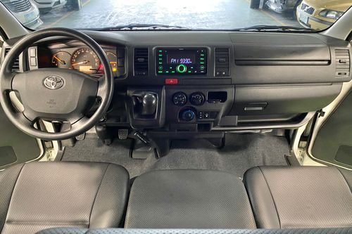 Used 2020 Toyota Hiace 3.0L Commuter MT